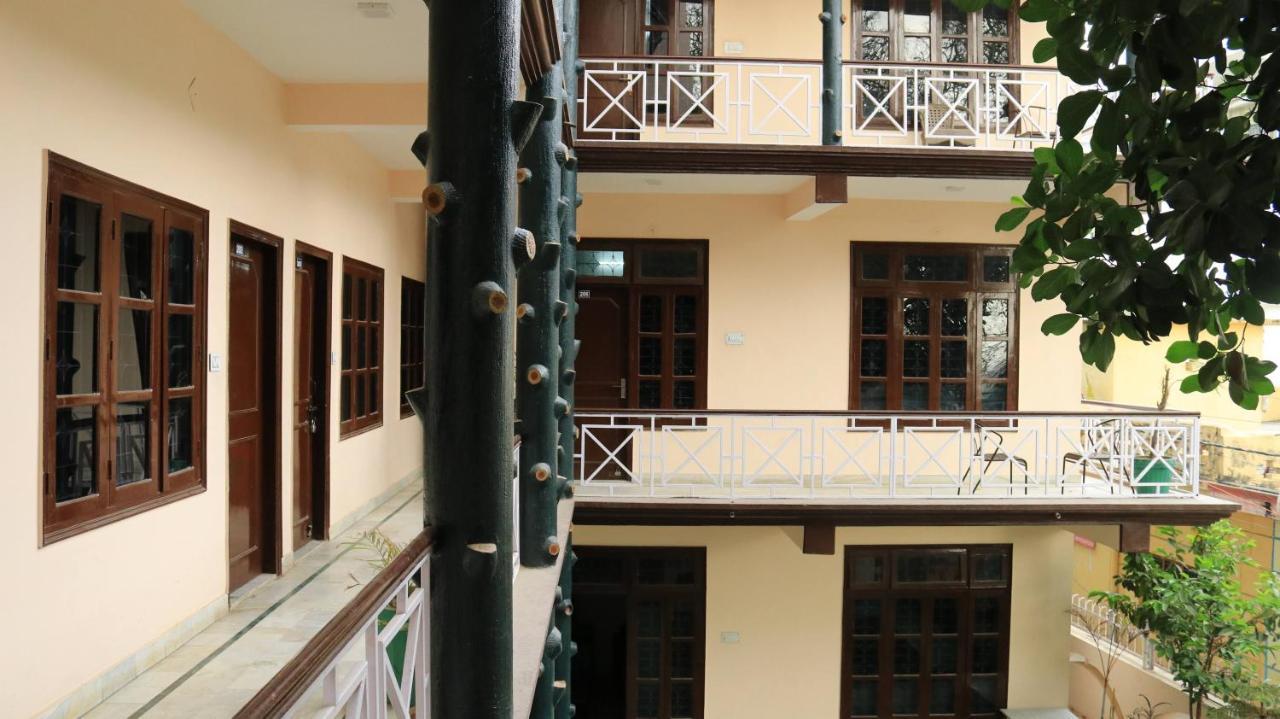 Gayatri Resorts Rishikesh Exterior photo